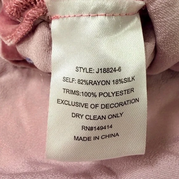 Johnny Was Pink Embroidered Boho Top - Women’s Medium - NWOT - Floral Festival - Picture 8 of 9